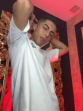 ZekeFrost – webcam model profile photo Image 15