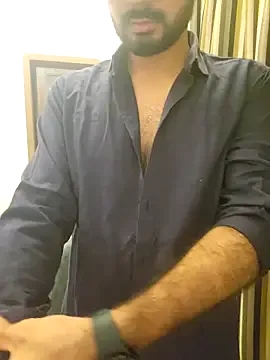 PabloArena – webcam model profile photo Image 10