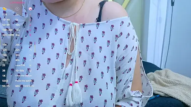 WitchAnnie – webcam model profile photo Image 5