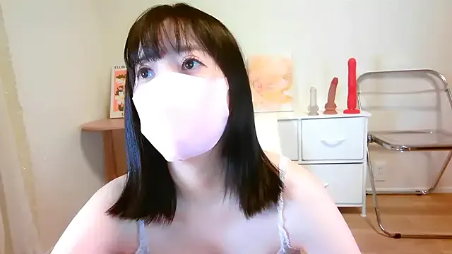 HopeHeaven – webcam model profile photo Image 15