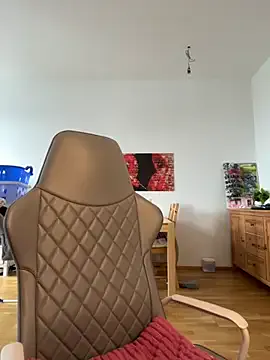 WitchAnnie chat room preview Image 8