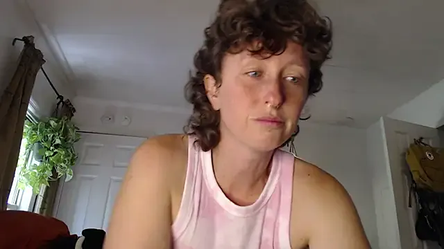 ChocoTime – webcam model profile photo Image 10