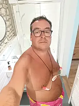 alexandjohntv – webcam model profile photo Image 10