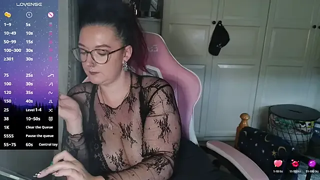 someone_sweet – webcam model profile photo Image 11