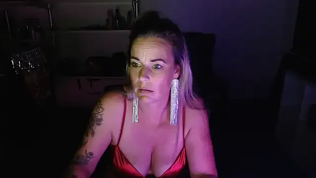 anna_ross_ – webcam model profile photo Image 8