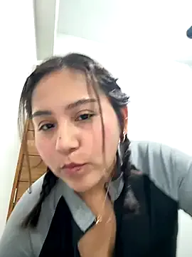 skinny_candy18 – webcam model profile photo Image 14