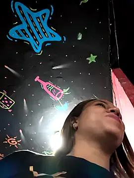 ALEXEESS – webcam model profile photo Image 8