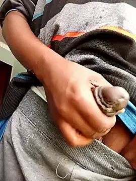 Kento26767 – webcam model profile photo Image 9