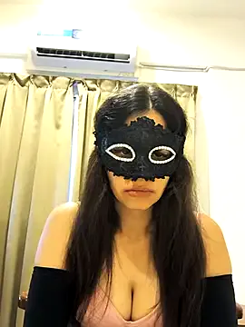 kaliana_ggh – webcam model profile photo Image 2
