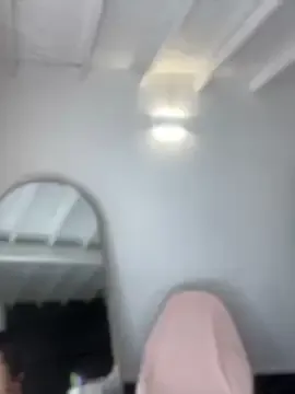 LenaReyXo – webcam model profile photo Image 4