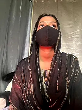 PumaShyXD – webcam model profile photo Image 4