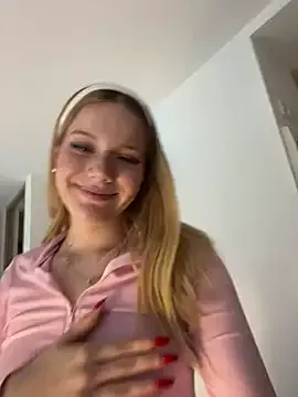 NicoleCut Image 14