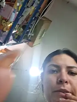 V-Hot-Sweti – webcam model profile photo Image 16