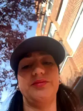 adriana_meow246 – webcam model profile photo Image 14