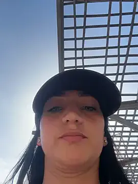 adriana_meow246 – webcam model profile photo Image 16