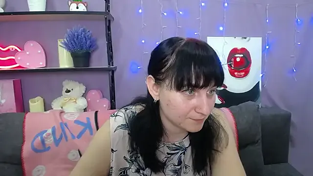 NinaFlawlees Image 2
