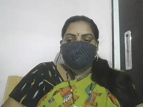 someone_sweet – webcam model profile photo Image 5