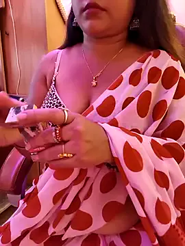 dears_pearlss – webcam model profile photo Image 5