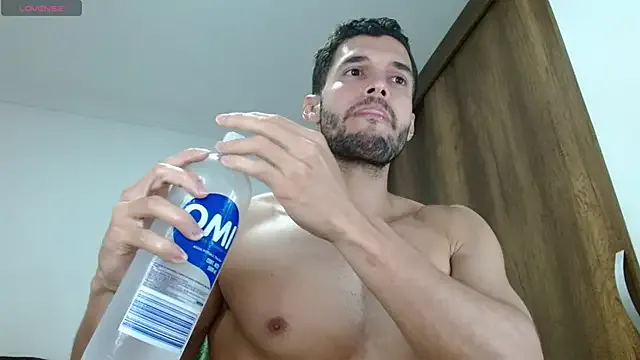 Kento26767 – webcam model profile photo Image 9