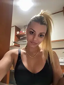 kaliana_ggh – webcam model profile photo Image 12