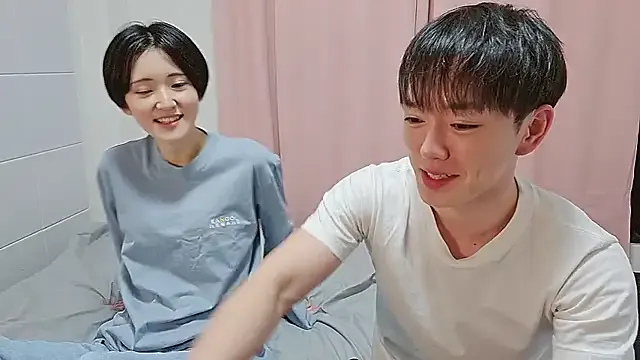 luxyshy chat room preview Image 11