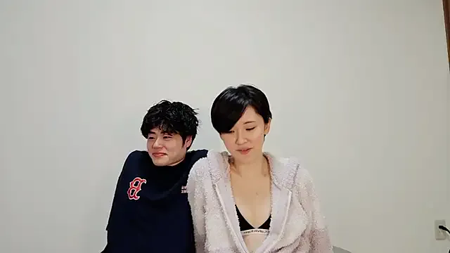 luxyshy chat room preview Image 16