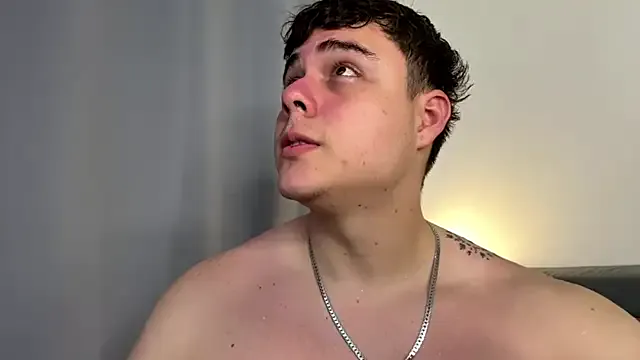 Kento26767 – webcam model profile photo Image 10