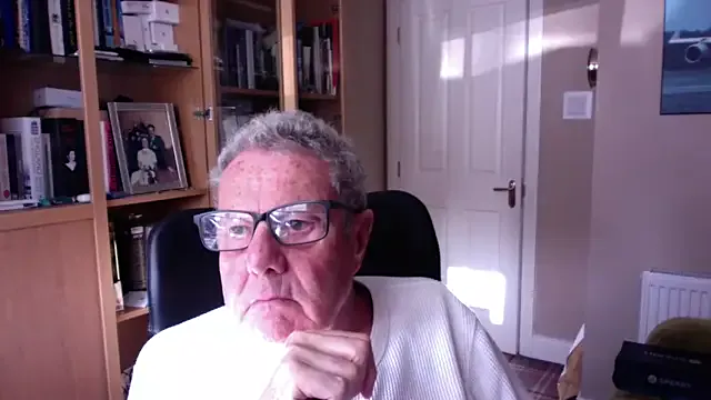 Oldpistolpete's Thumb Image