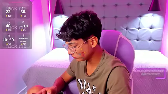 OliverTwinky Image 11