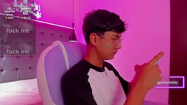 OliverTwinky Image 18