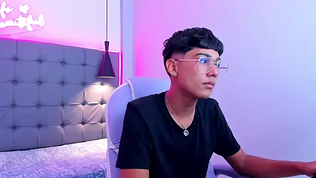 OliverTwinky Image 6