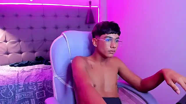 OliverTwinky Image 7