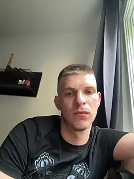 hornyshow_tv – webcam model profile photo Image 8