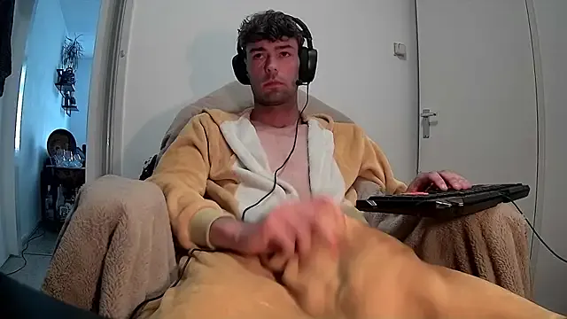 onesieboyx Image 2
