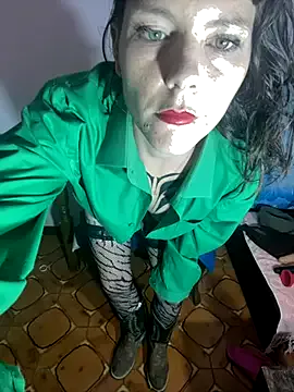 sharitaklemme – webcam model profile photo Image 3