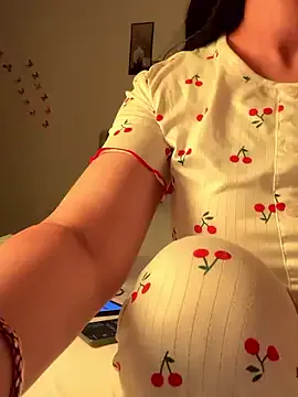 stormymuse – webcam model profile photo Image 18