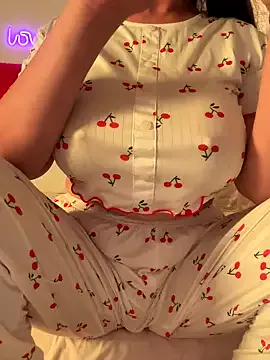 stormymuse – webcam model profile photo Image 8