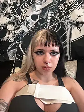 lioncluess – webcam model profile photo Image 19