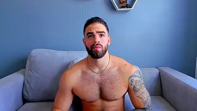 paroncho – webcam model profile photo Image 10