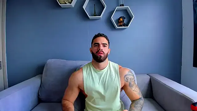 paroncho – webcam model profile photo Image 7