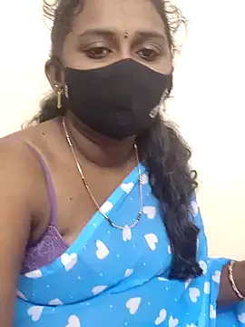 Pavani-Sexy Image 19