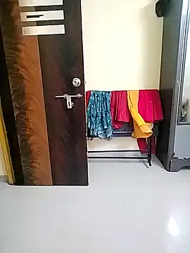 lonadejonge – webcam model profile photo Image 6