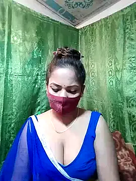 hustleebabyy_vikki – webcam model profile photo Image 18