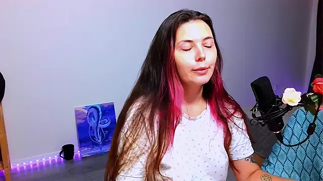 neldabestwick – webcam model profile photo Image 12