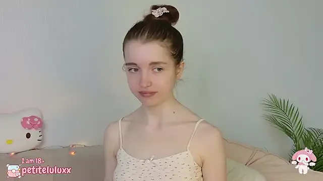 petiteluluxx Image 3