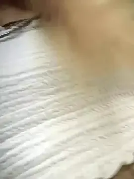 TwinksNextDoor – webcam model profile photo Image 3