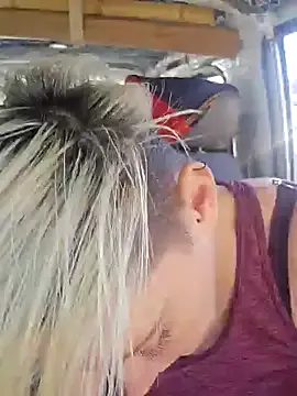 PinkTheHawk Image 3