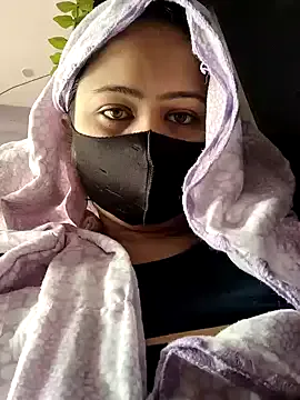 priya__angel Image 11