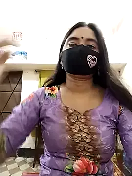 palmiratownzen – webcam model profile photo Image 11