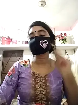 palmiratownzen – webcam model profile photo Image 8